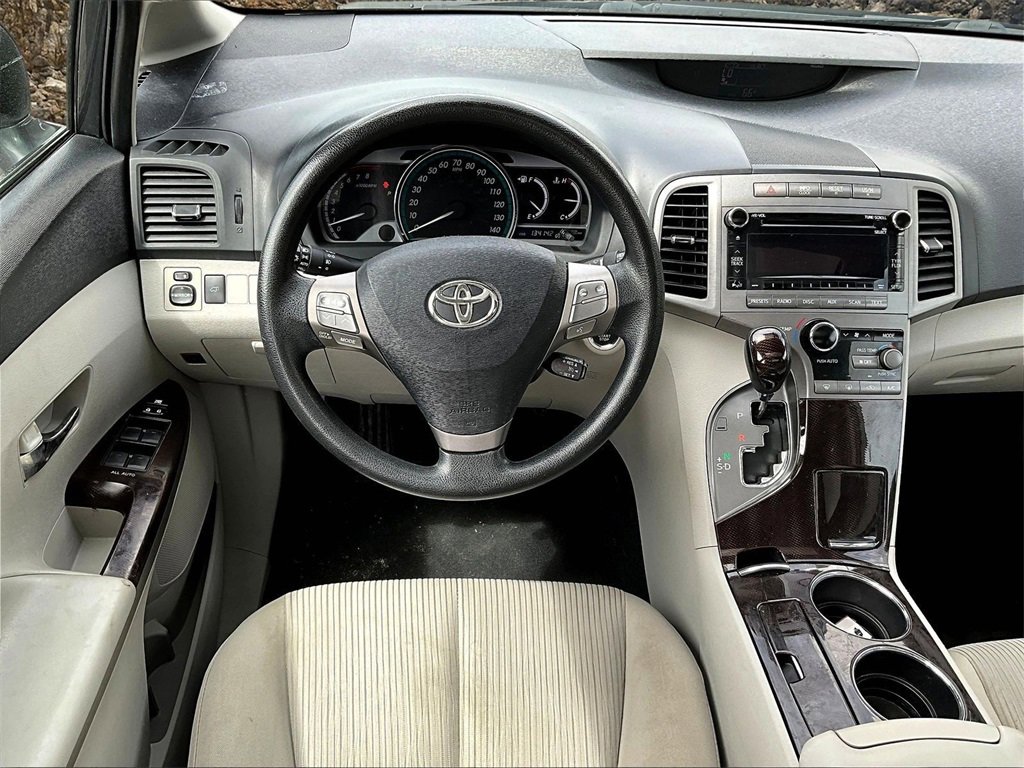 Used 2010 Toyota Venza image 5