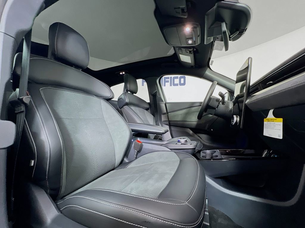 Used 2024 Ford Mustang Mach-E GT image 34