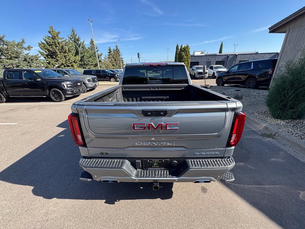 Used 2024 GMC Sierra 1500 Denali AWD/4WD image 10