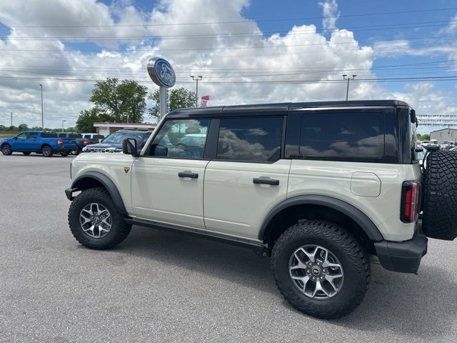 New 2025 Ford Bronco Badlands image 30