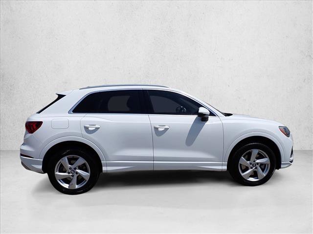 Used 2020 Audi Q3 2.0T Premium AWD/4WD image 5