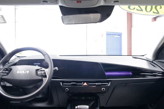 Used 2023 Kia Niro EX image 15
