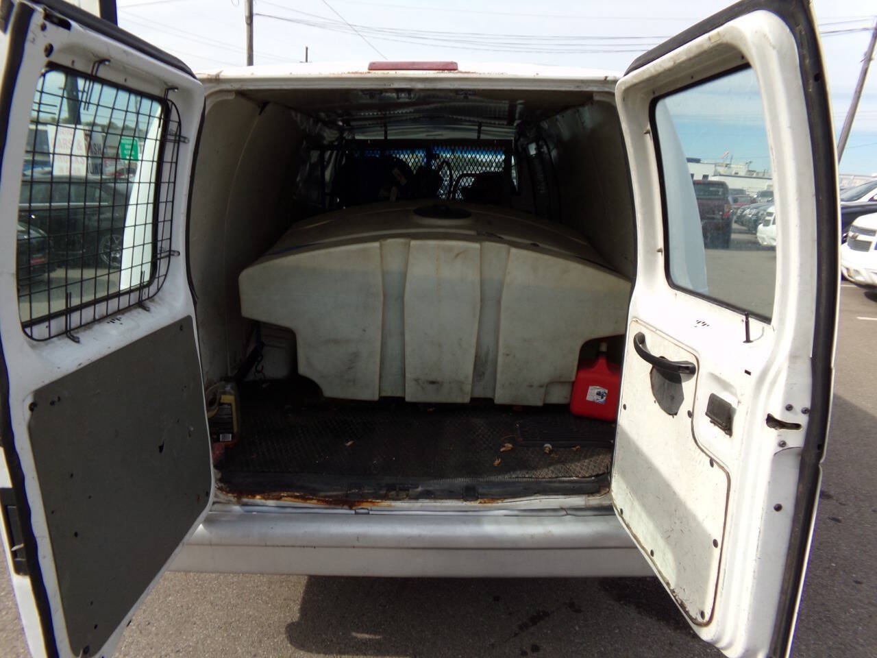 Used 1995 Ford E-250 and Econoline 250 Super RWD image 26
