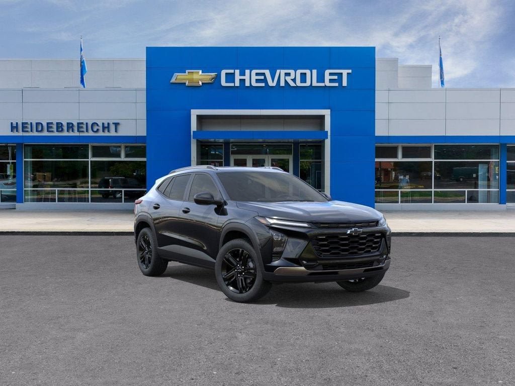 New 2026 Chevrolet Trax ACTIV w/ Sunroof Package
