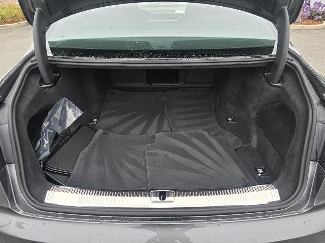 New 2025 Audi S8 image 15