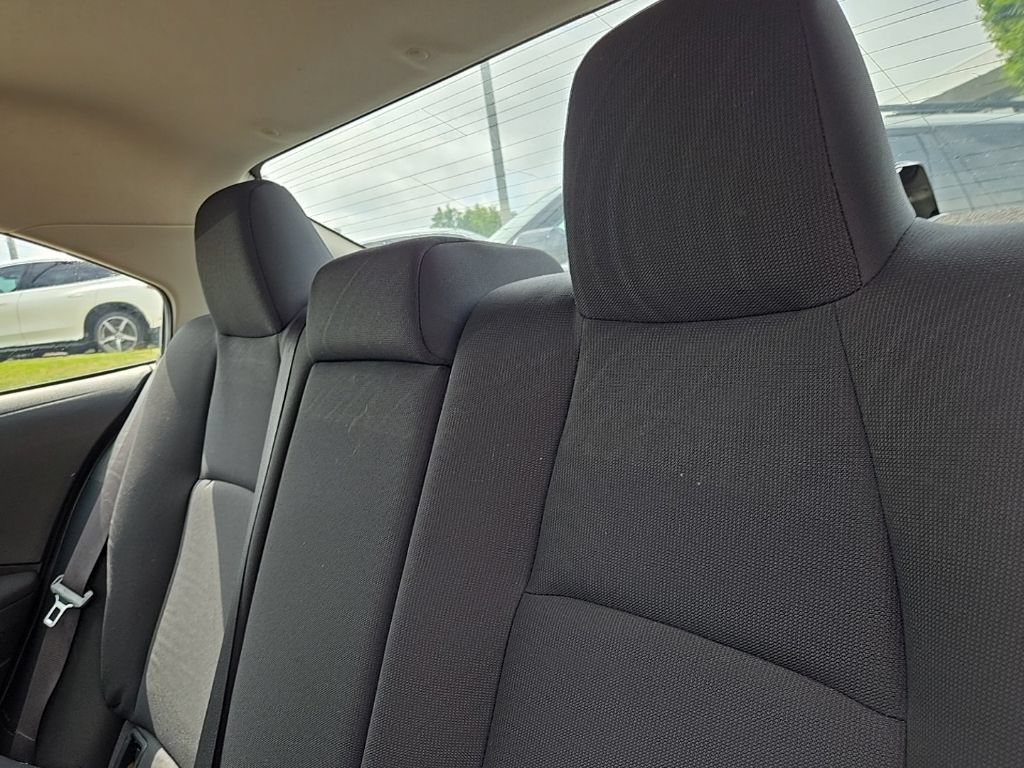 Used 2024 Toyota Corolla LE FWD image 31