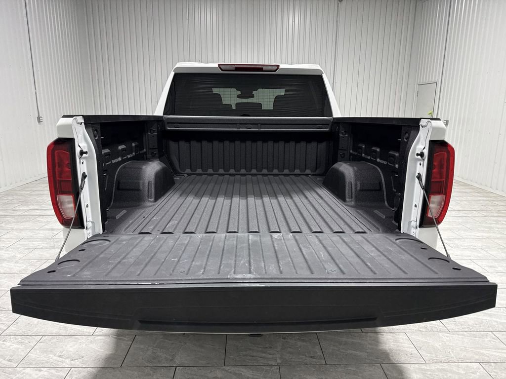 Used 2025 GMC Sierra 1500 Pro w/ Graphite Edition AWD/4WD image 27