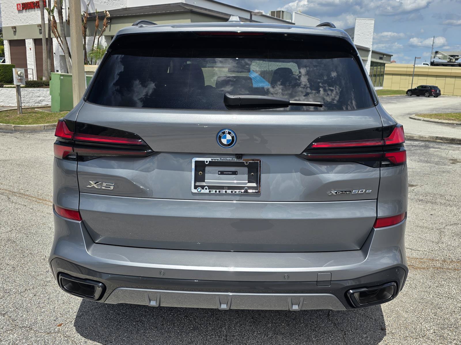 New 2026 BMW X5 xDrive50e w/ M Sport Package AWD/4WD image 4