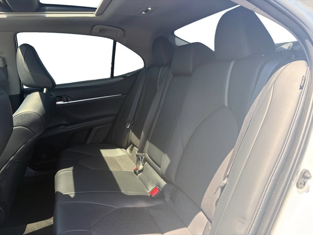 Used 2022 Toyota Camry XSE w/ Carpet Mat Package (TMS) FWD image 16