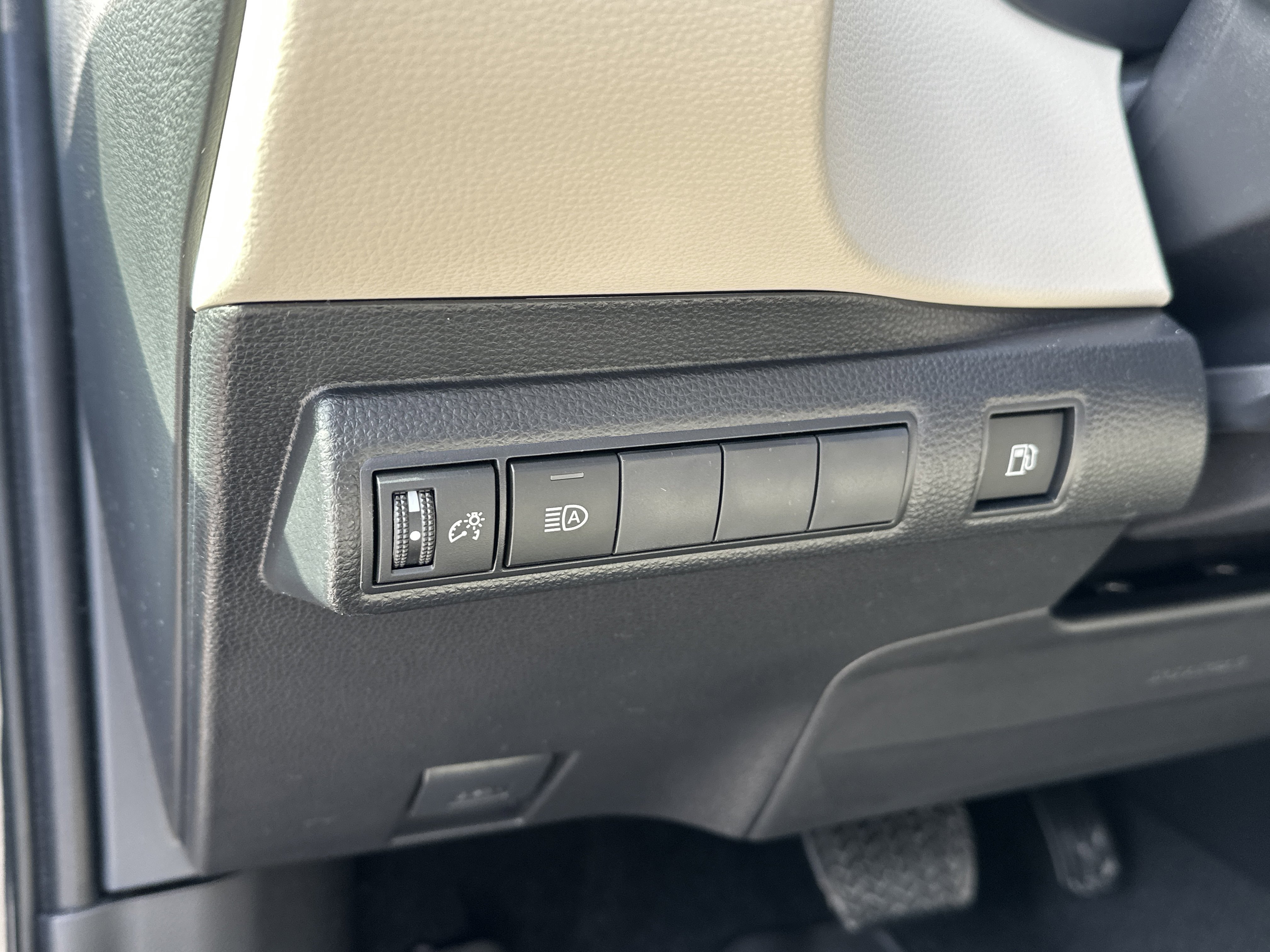 New 2026 Toyota Corolla XLE image 15