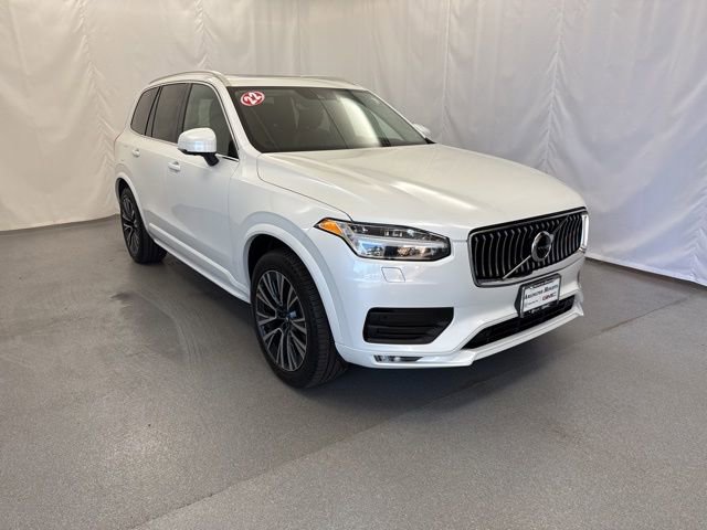 Used 2022 Volvo XC90 T6 Momentum w/ Advanced Package image 1