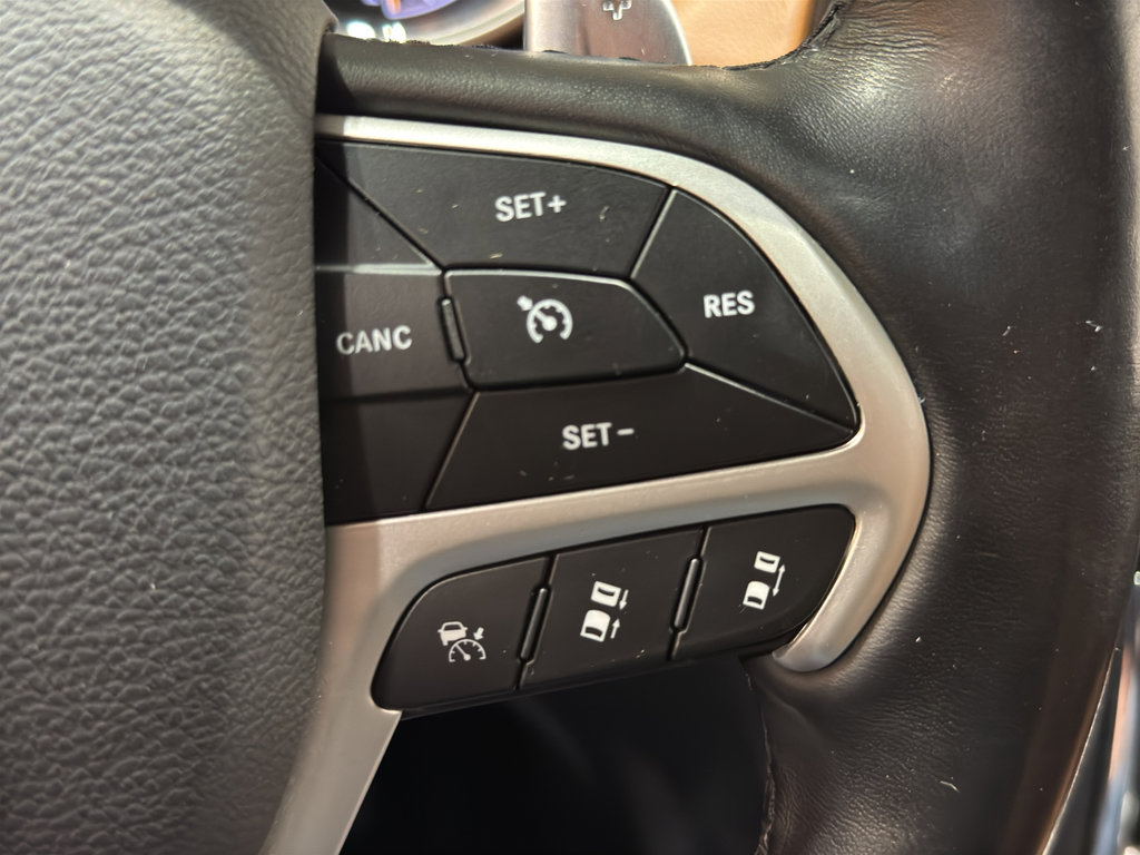 Used 2020 Jeep Grand Cherokee Summit image 29