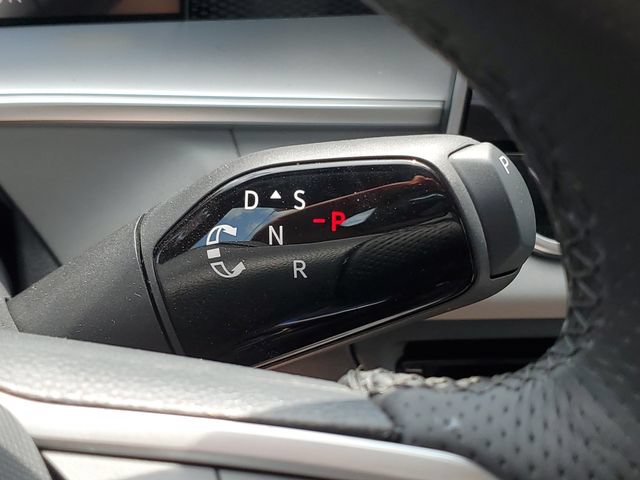 New 2026 Volkswagen Tiguan SE R-Line AWD/4WD image 28