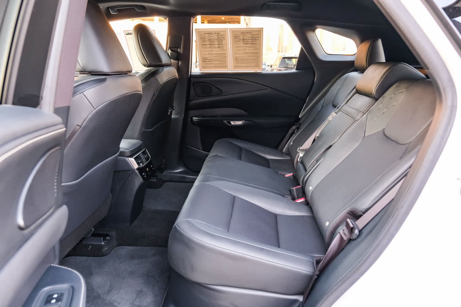 Used 2024 Lexus RX 350 Premium w/ Accessory Package (Z1) FWD image 19