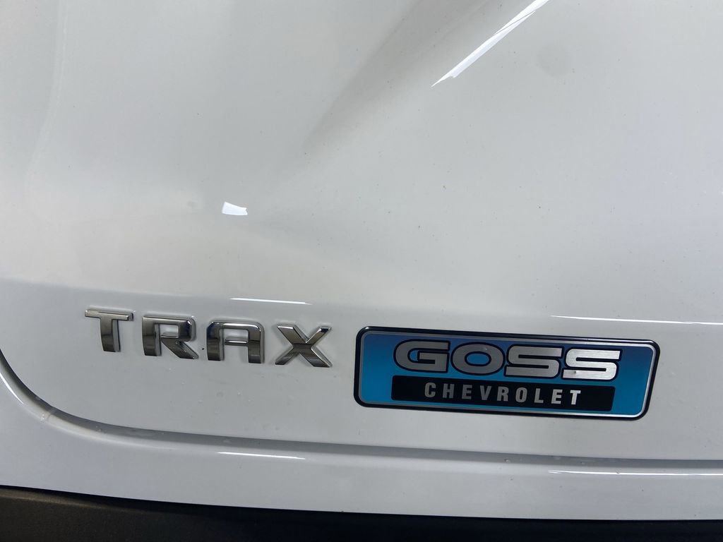 Used 2025 Chevrolet Trax ACTIV w/ Driver Confidence Package image 30