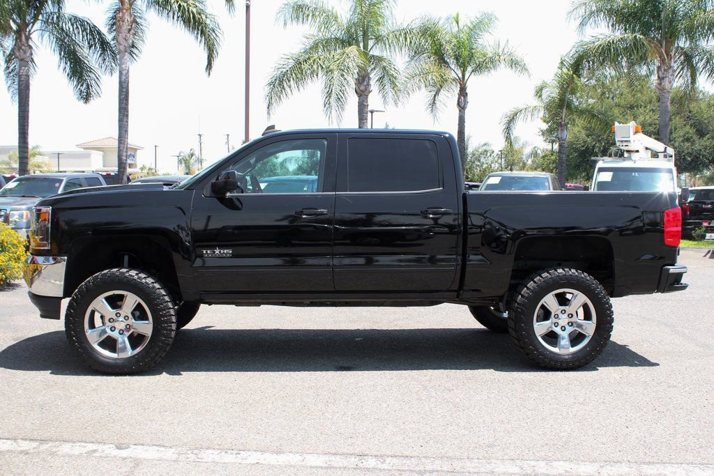 Used 2017 Chevrolet Silverado 1500 LT w/ Texas Edition image 5