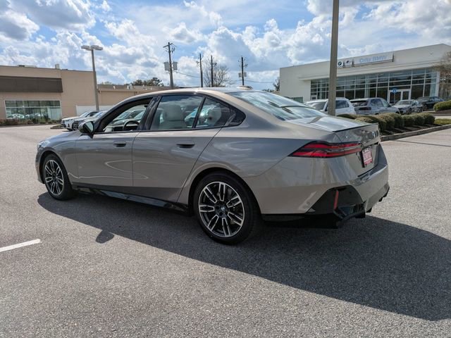 New 2026 BMW 530i xDrive w/ M Sport Package AWD/4WD image 6