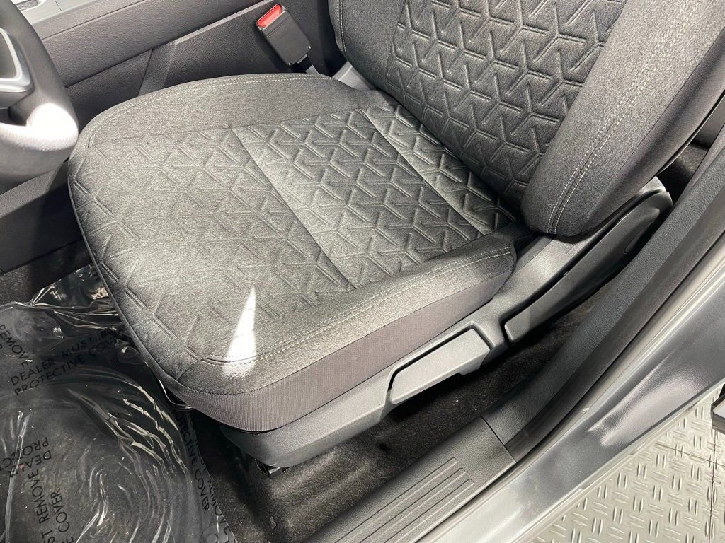 New 2026 Nissan Kicks SV w/ SV Premium Package image 14