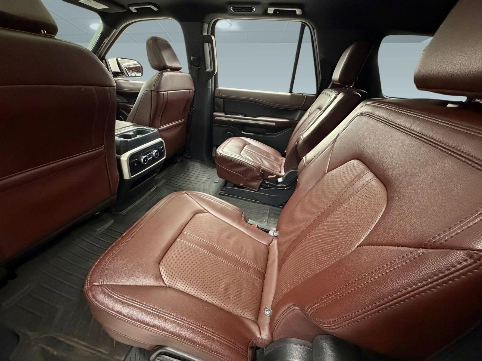 Used 2022 Ford Expedition Max Limited image 24