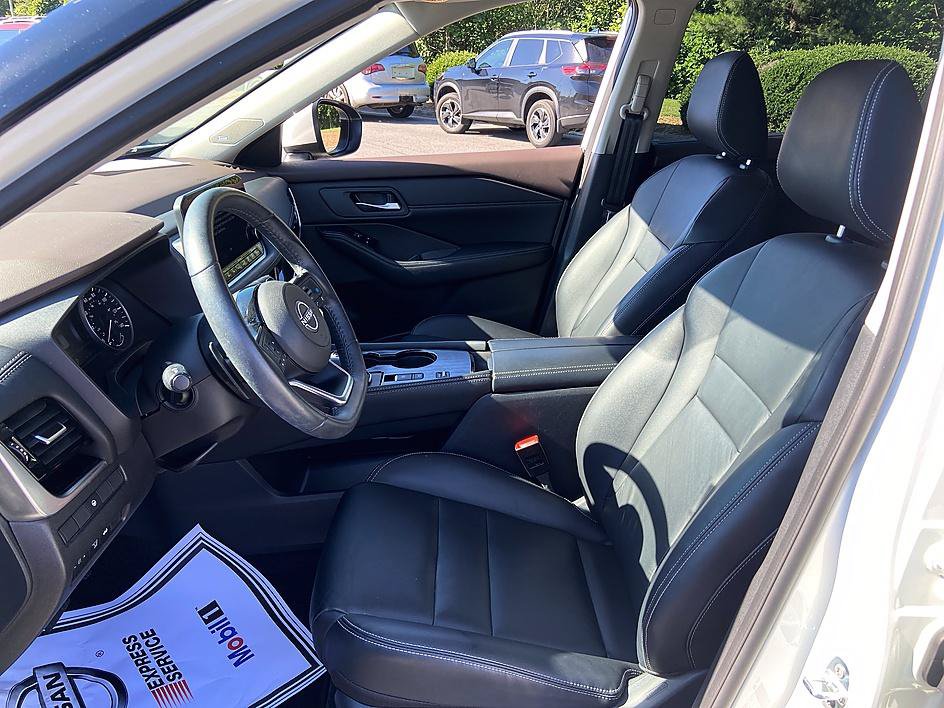 Certified 2023 Nissan Rogue SL w/ SL Premium Package FWD image 11