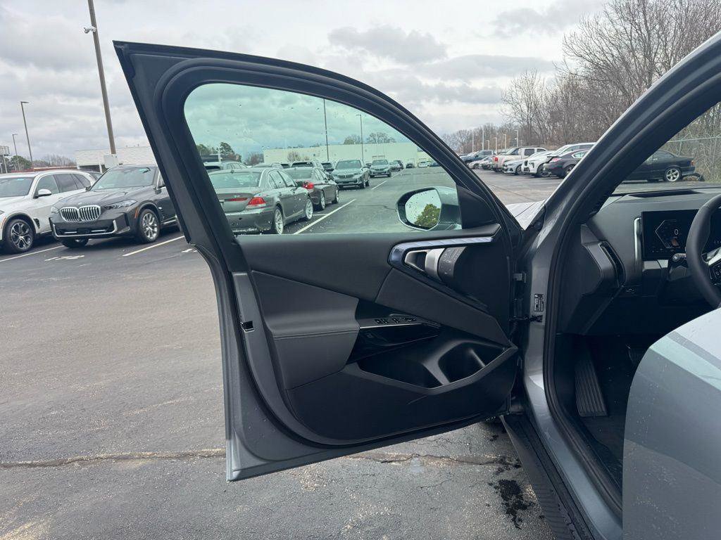 New 2026 BMW X3 xDrive30 w/ Premium Package image 11