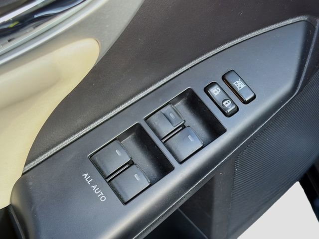 Used 2012 Lexus CT 200h Premium w/ Premium Audio Pkg FWD image 21