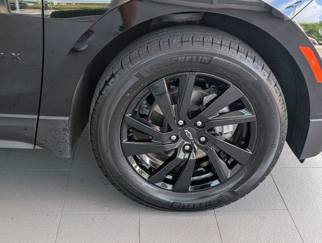 Certified 2024 Chevrolet Equinox LS w/ Midnight Edition image 16