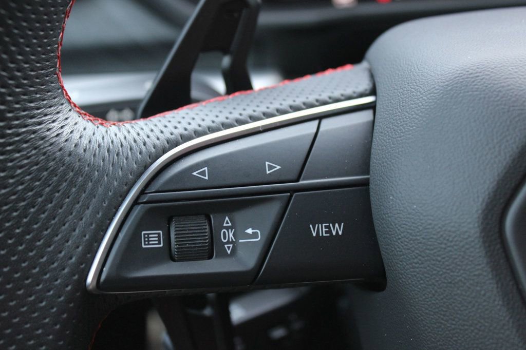 Used 2019 Lamborghini Urus image 22