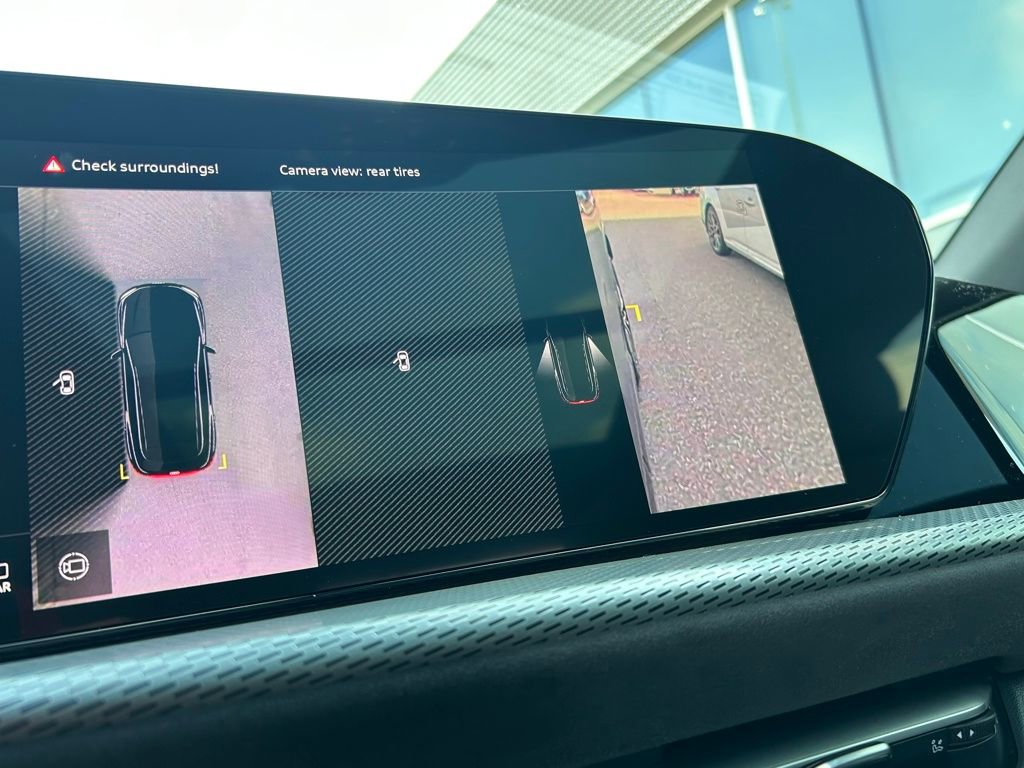 New 2025 Audi SQ5 Premium Plus image 18