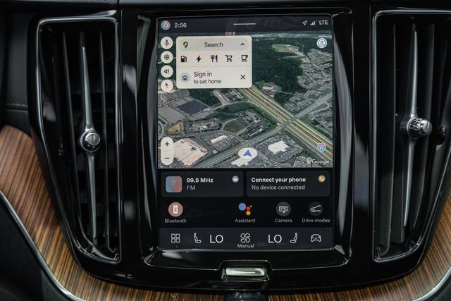 Used 2024 Volvo XC60 T8 Ultimate w/ Protection Package Premier image 22