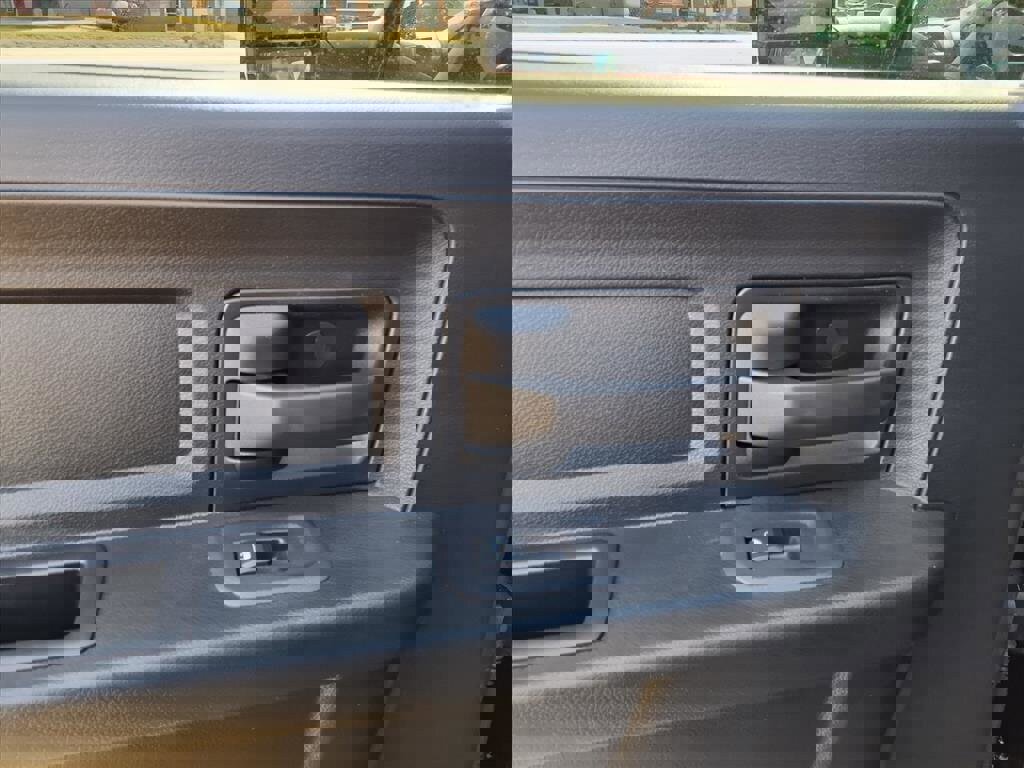 New 2026 RAM 2500 Tradesman w/ Chrome Appearance Group image 6