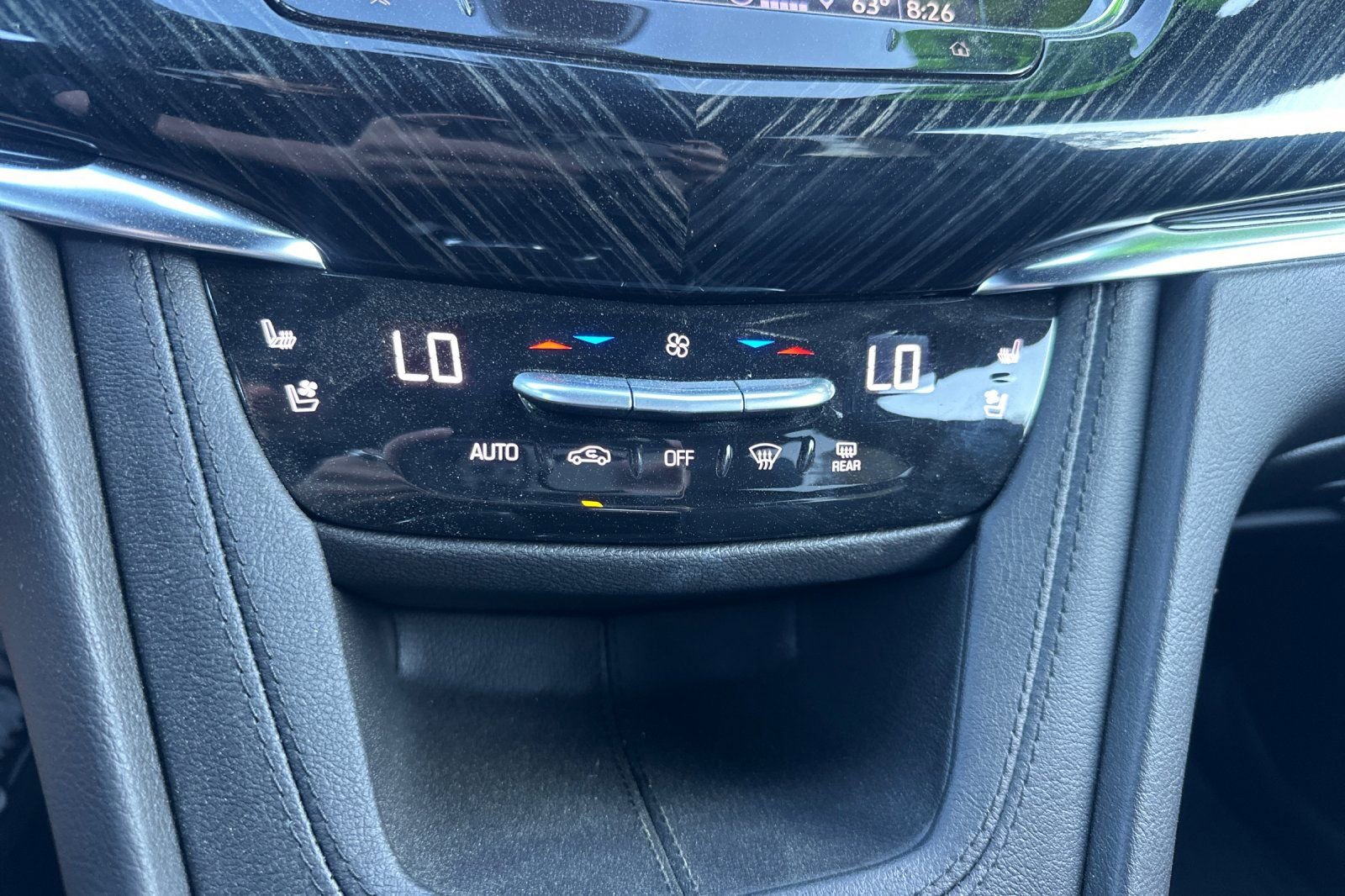 Used 2025 Cadillac XT6 Premium Luxury w/ Technology Package image 29