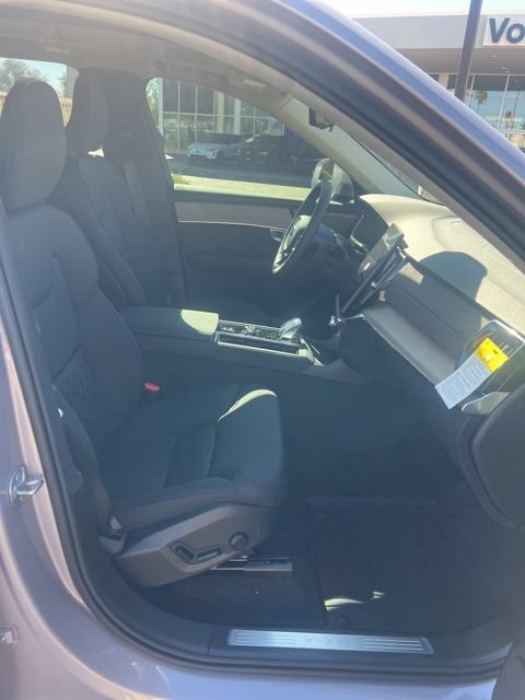 New 2026 Volvo XC90 B5 Plus w/ Protection Package AWD/4WD image 28
