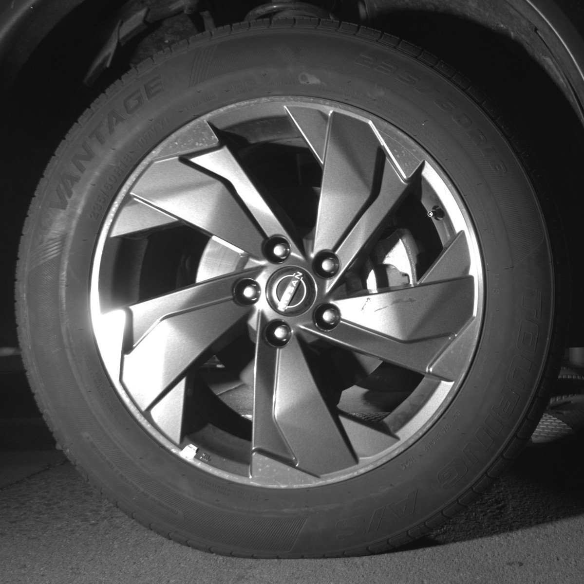 Used 2025 Nissan Rogue SV image 13