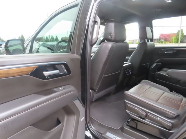 Used 2026 Chevrolet Tahoe High Country AWD/4WD image 20