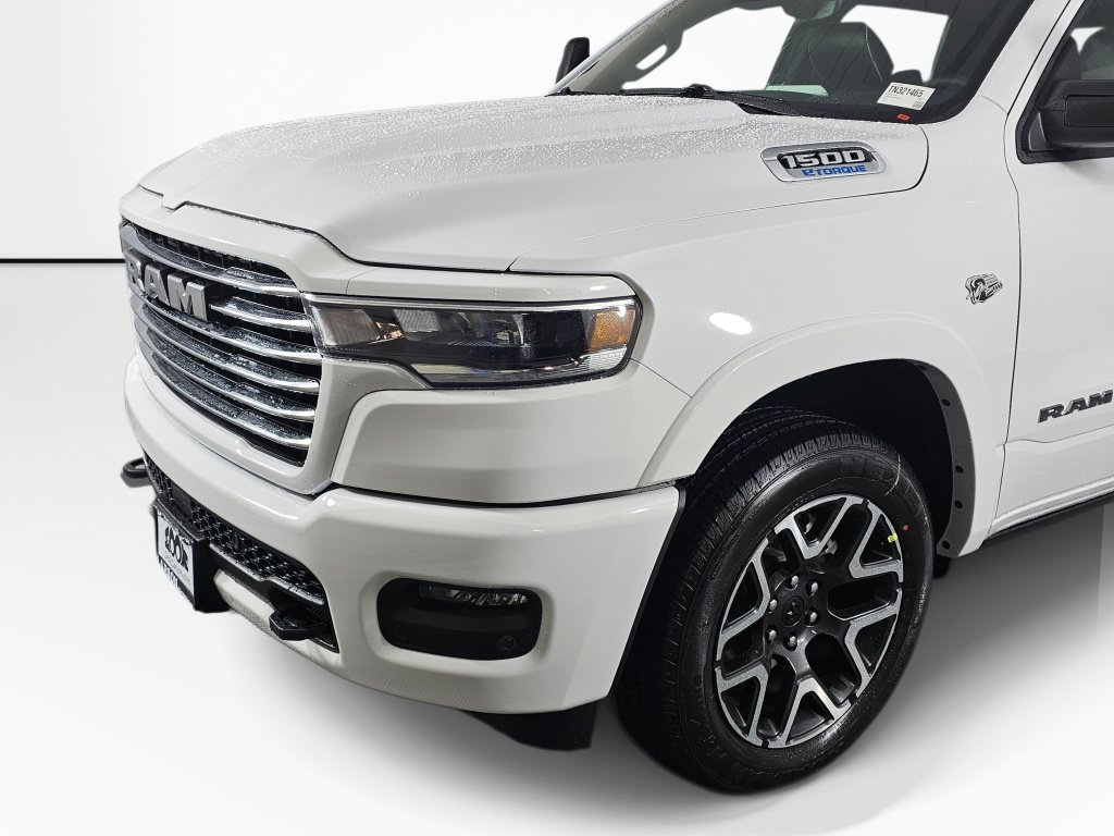 New 2026 RAM 1500 Laramie AWD/4WD image 14