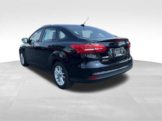 Used 2017 Ford Focus SE FWD image 5