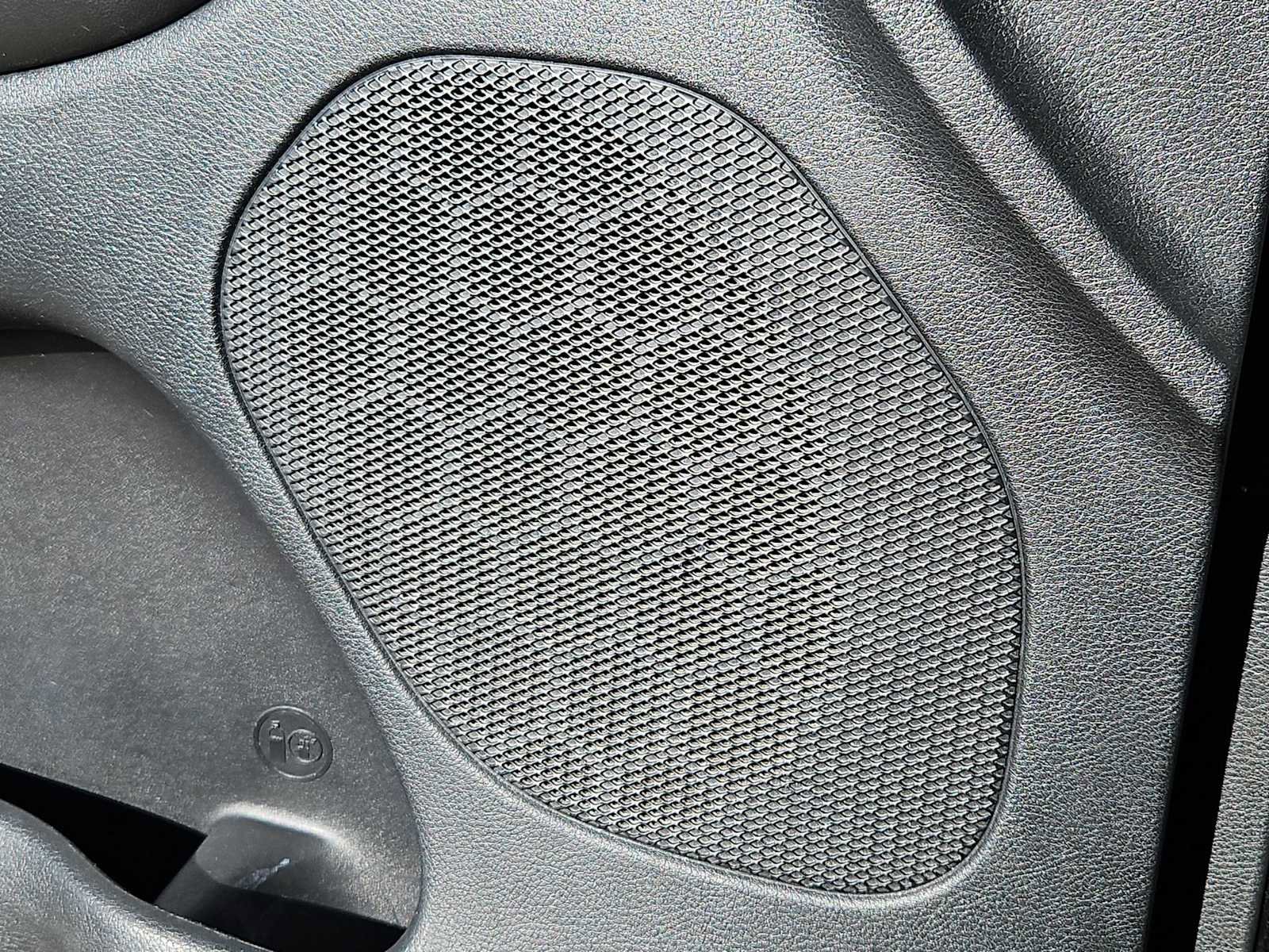 Used 2014 Jeep Grand Cherokee Laredo w/ 18" Wheel & 8.4" Radio Group image 28