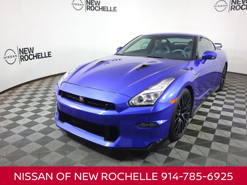 Used 2024 Nissan GT-R Premium w/ Floor Mat Package image 1
