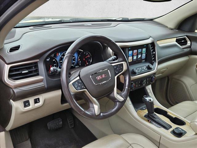 Used 2018 GMC Acadia Denali image 10