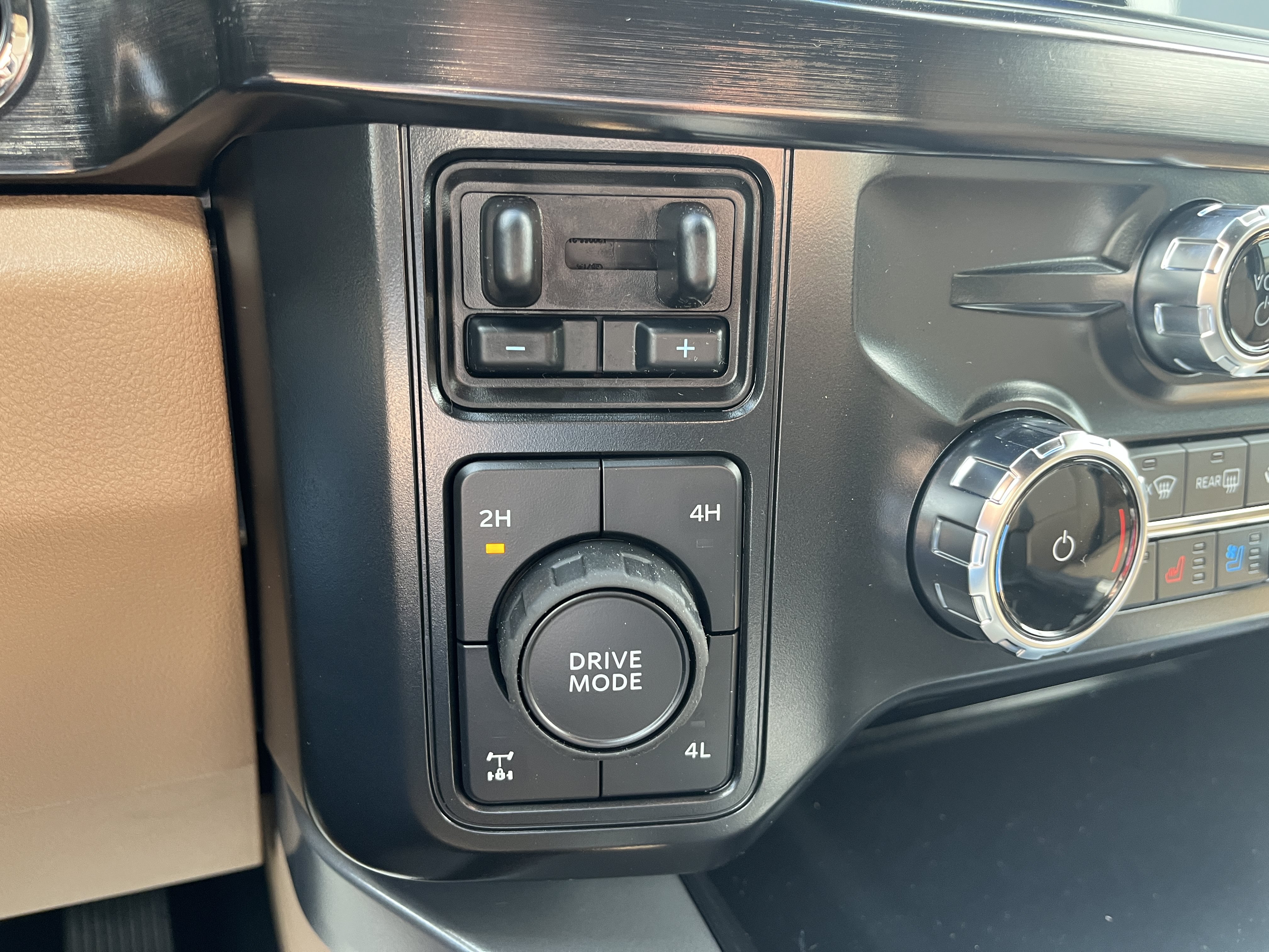 New 2026 Ford F350 Lariat w/ Chrome Package AWD/4WD image 26