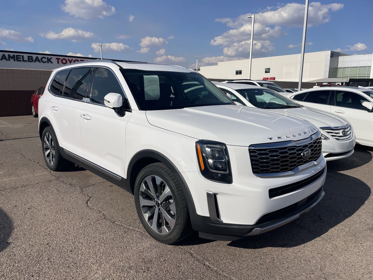 Used 2021 Kia Telluride EX w/ EX Premium Package AWD/4WD image 2