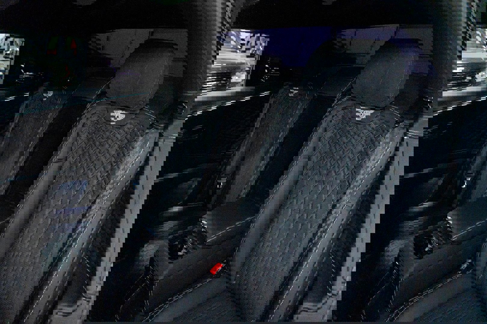 Used 2021 Bentley Flying Spur V8 image 35