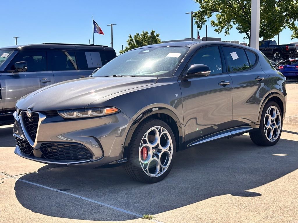 Used 2024 Alfa Romeo Tonale Ti image 6