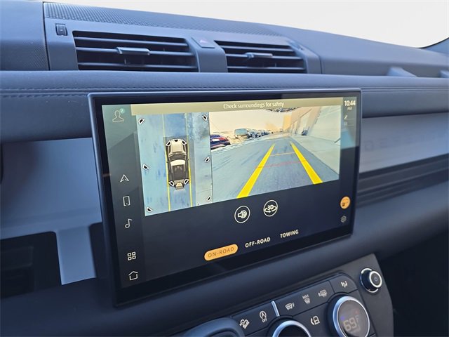 Used 2025 Land Rover Defender 90 S image 23