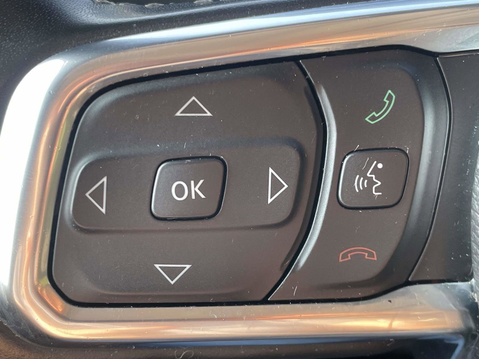 Used 2021 Jeep Wrangler Unlimited Sahara w/ Safety Group image 11