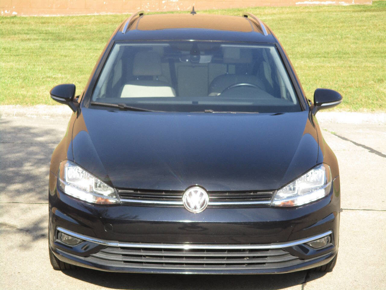 Used 2018 Volkswagen Golf SEL FWD image 15