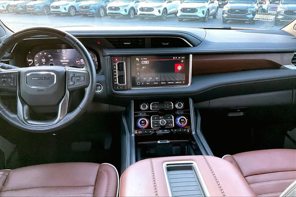 Used 2023 GMC Yukon Denali Ultimate image 6