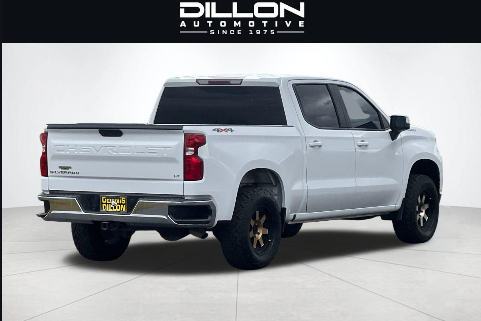 Used 2021 Chevrolet Silverado 1500 LT AWD/4WD image 4