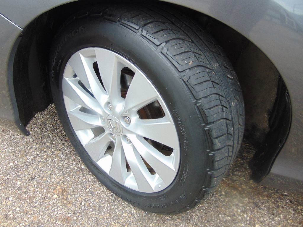 Used 2013 Honda Accord EX image 25